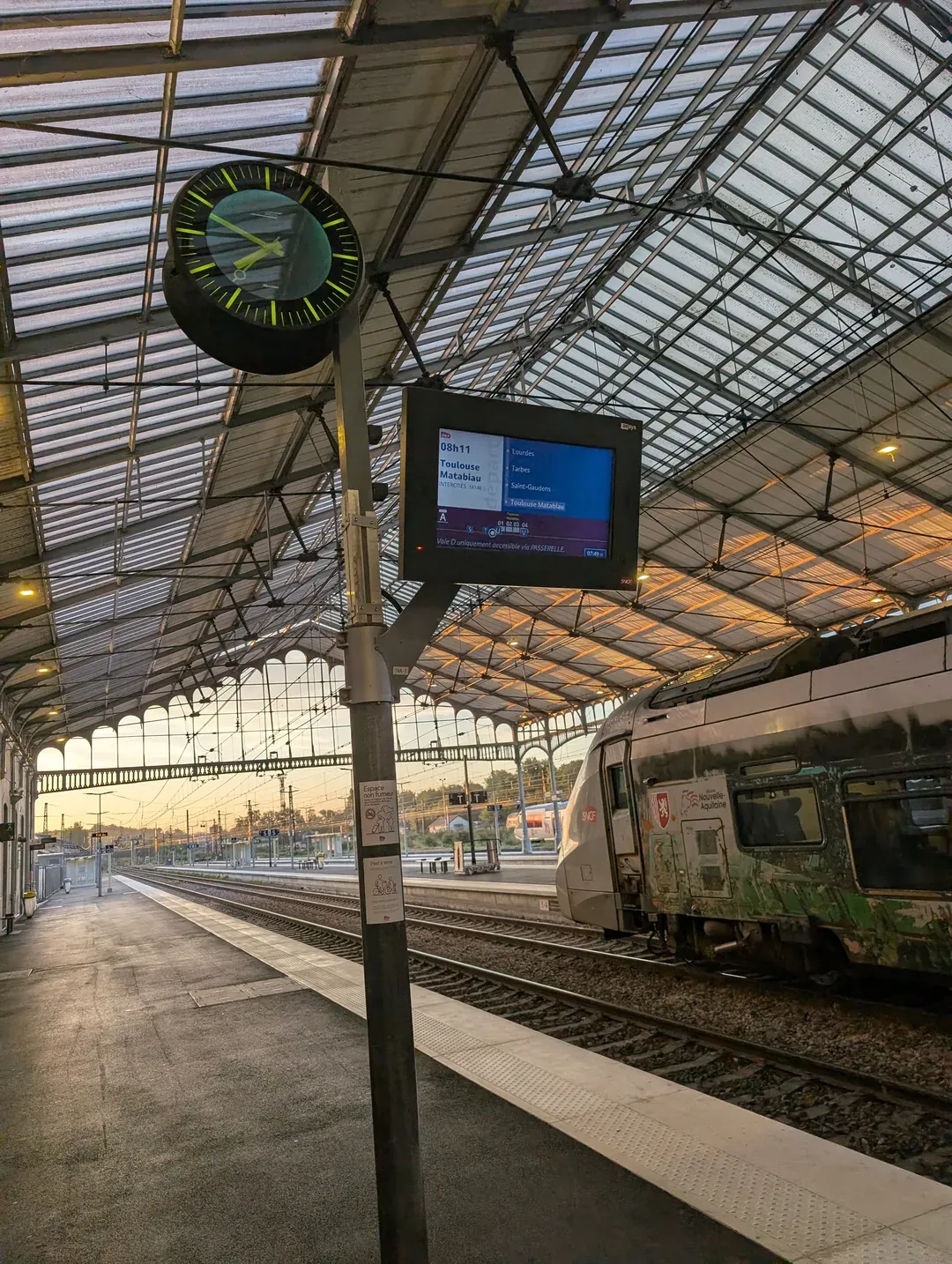 train 01 .webp